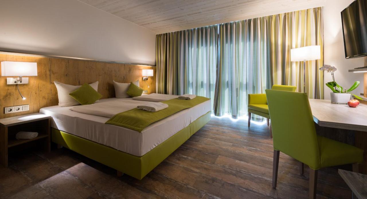 Oho Rooms Herrenberg Digital Access Only Gäufelden Екстериор снимка